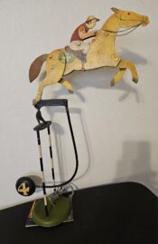 #TM071 Royal Ascot Balance Toy